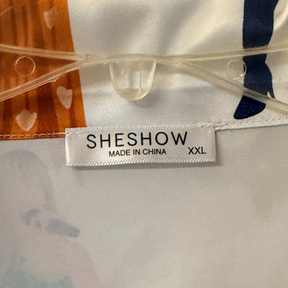 ✨ SHESHOW Taylor Swift Print Satin Pajama Top | XXL ✨ - Picture 5 of 10